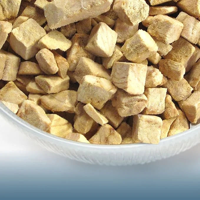 Northwest Naturals Raw Rewards Freeze-Dried Whitefish Treats for Dogs and Cats - Bite-Sized Pieces - Healthy, 1 Ingredient...