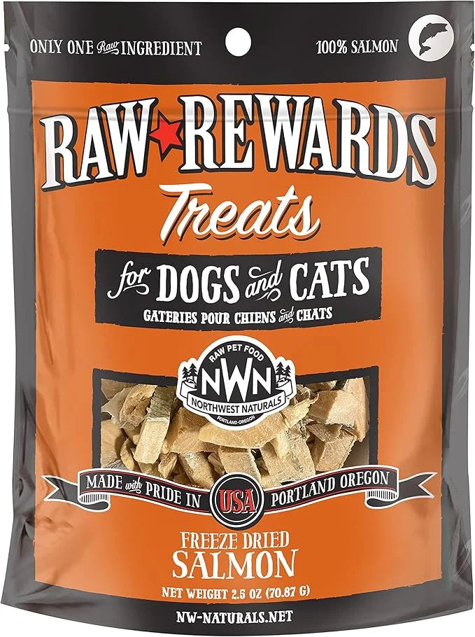 Northwest Naturals Raw Rewards Freeze-Dried Salmon Treats for Dogs and Cats - Bite-Sized Pieces - Healthy, 1 Ingredient, H...